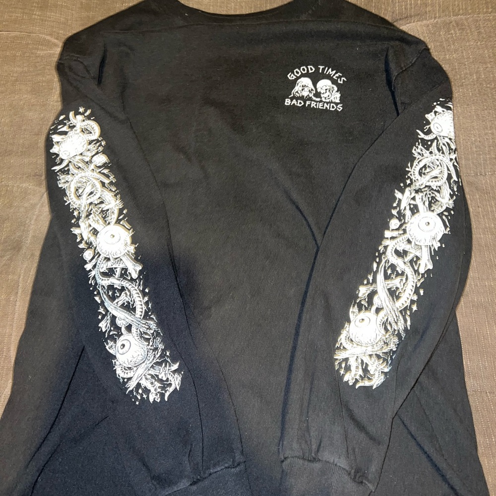 Mens Lurking Class black long sleeve size medium